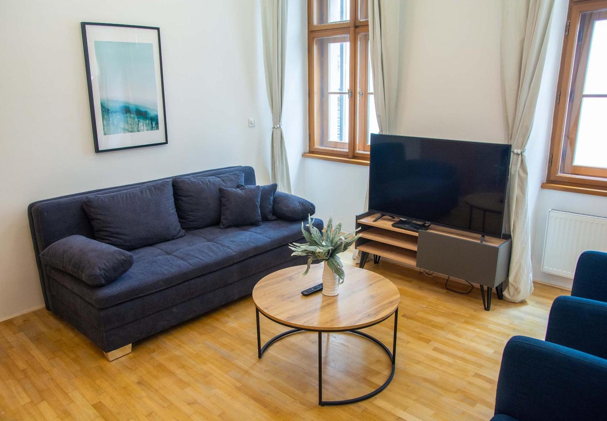 City Centre Apartment With Parking Praga Esterno foto